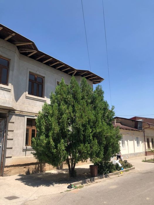Uchastka sotiladi shayhontoxur tumanida shofayiz mahallada