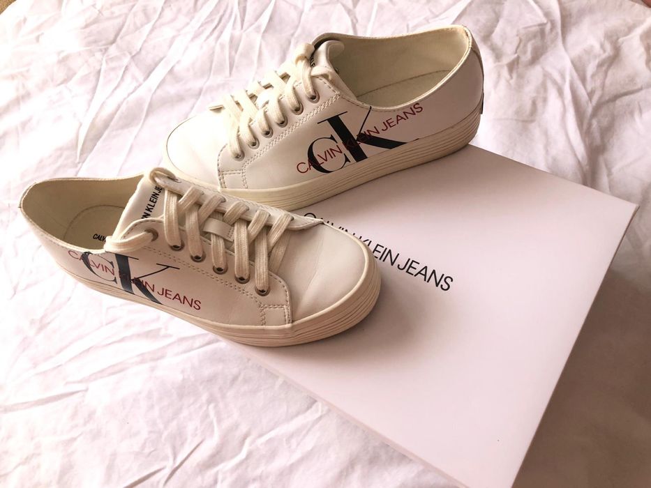 Adidasi Calvin Klein dama impecabili