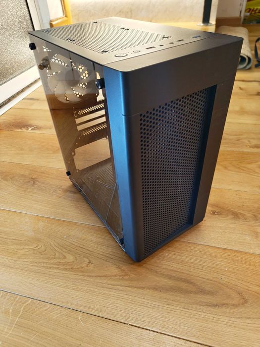 Компютърна кутия