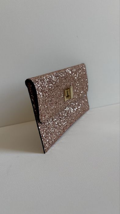 Rose Gold клъч чантичка Estēe Lauder