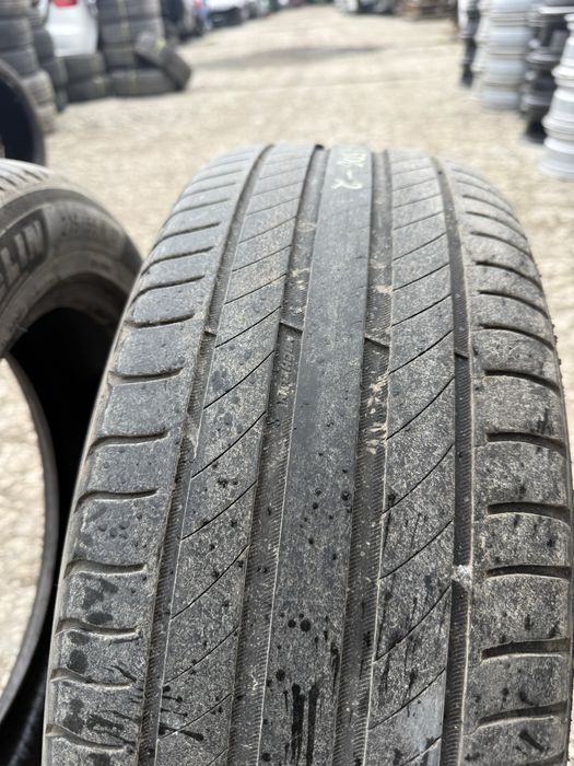 2 броя летни гуми Michelin 215/55 R17 Dot 2622 ном 506