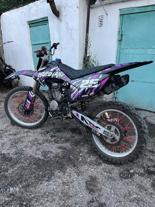 Продам эндуро 250