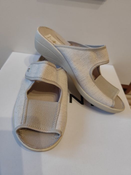 Стилни и удобни пантофи