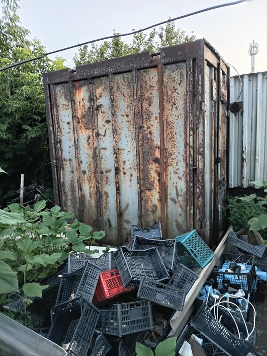 Продам контенер дребует покраски