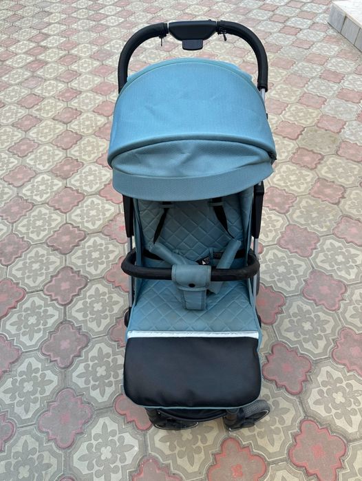 Детская коляска на тёплый сезон