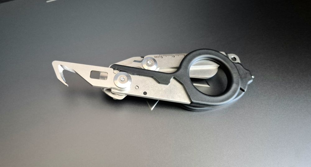 Мултитул-ножницы