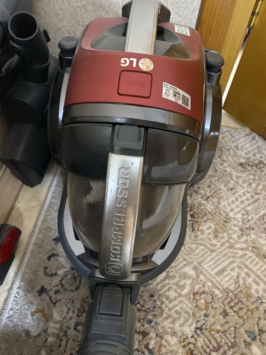 Мощный пылесос LG