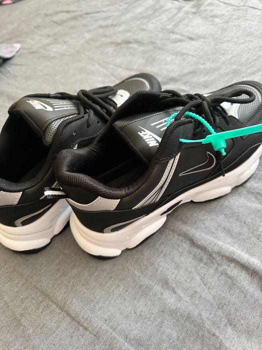 Nike маратонки нови