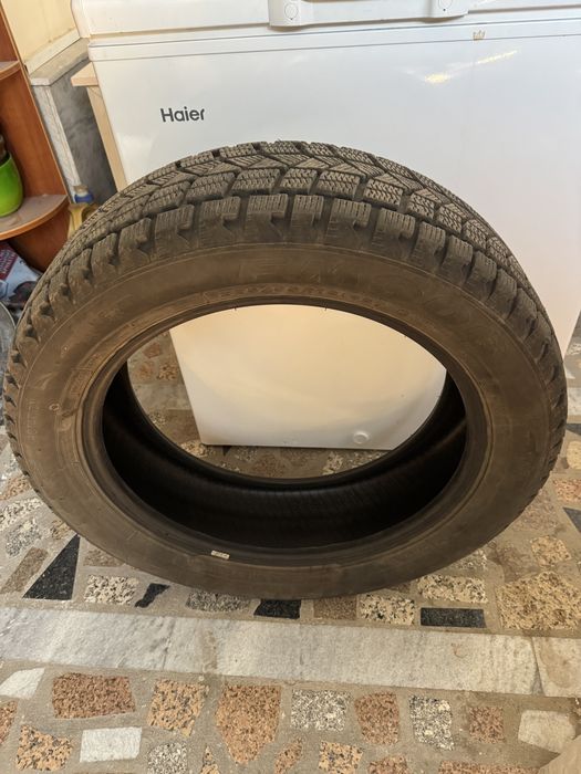 Продам новые Шины 225 55 r19