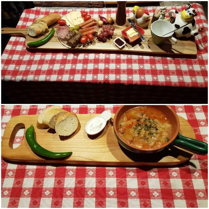 Tocatoare si platouri servire lemn,unice,handmade