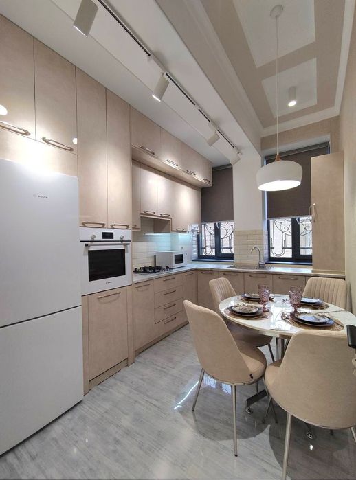 Срочно сдаётся 2х комнатная квартира Новостройка  Яккасарайском районе