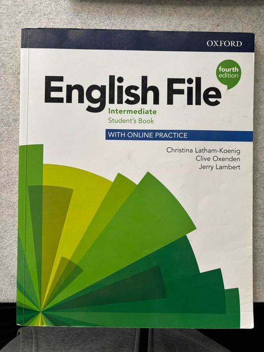 Учебник и тетрадка по английски език - English file fourth edition, Intermediate
