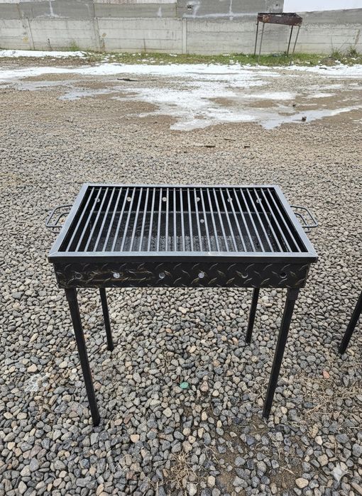 Tuci ceaun , soba gratar disc grill  din fontă