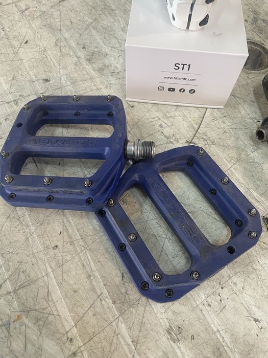 Части: atlas,fox,burgtec,title