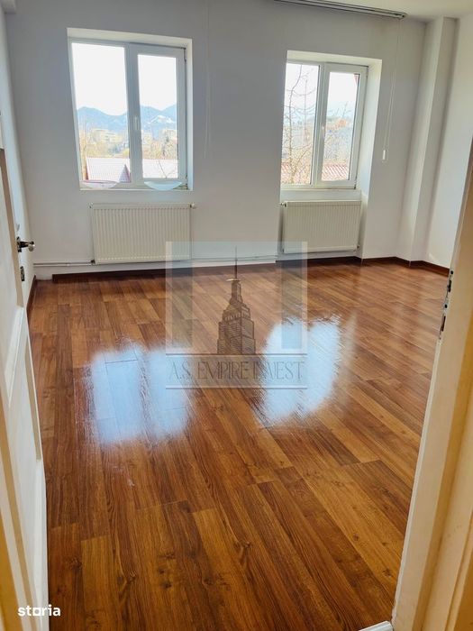 Apartament 2 camere decomandat - zona Centrul Civic