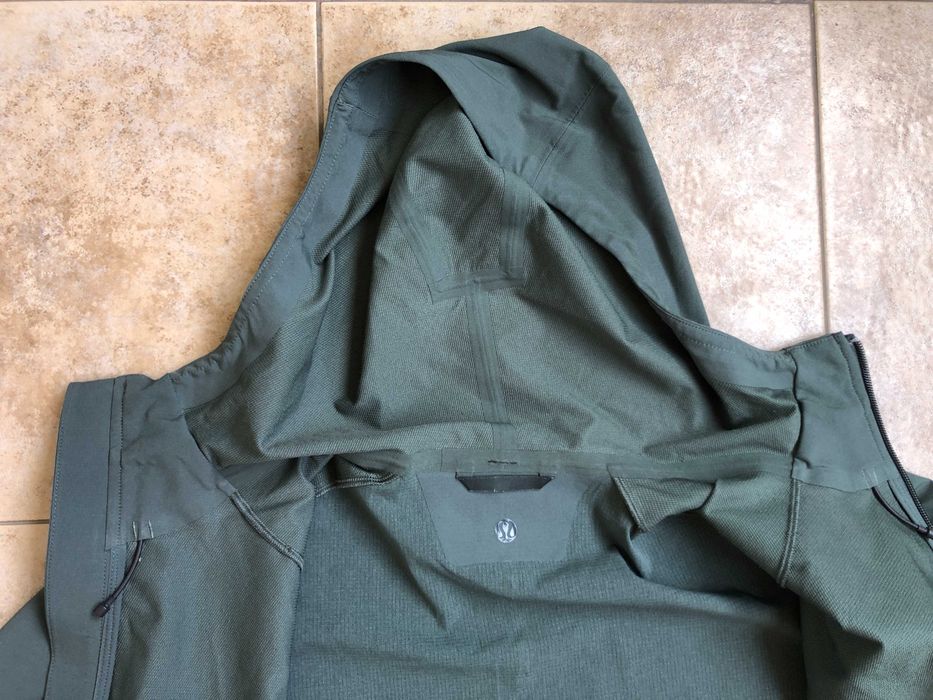 Lululemon мъжко яке M