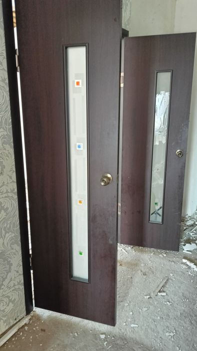 Продам б/у межкомнатные двери