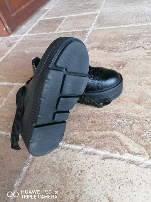 Дамски маратонки