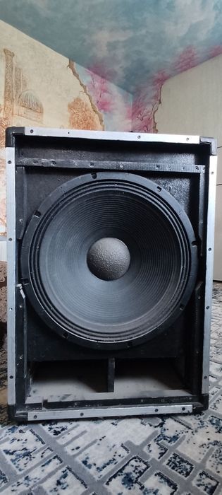 Сотилади калонка Челленжер 18дюм 650х800 кафолат 100фойиз