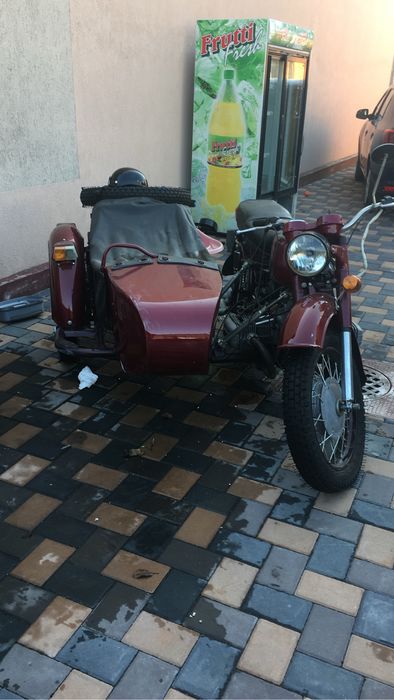 Vand motocicleta cu atas Dnepr 16 Kmz-8.922
