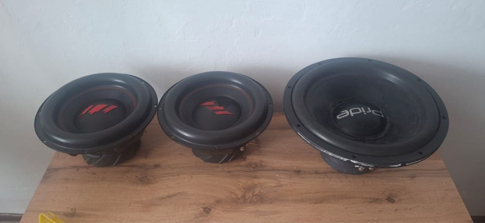 Продам урал тт 12 2 шт и басс машина 18