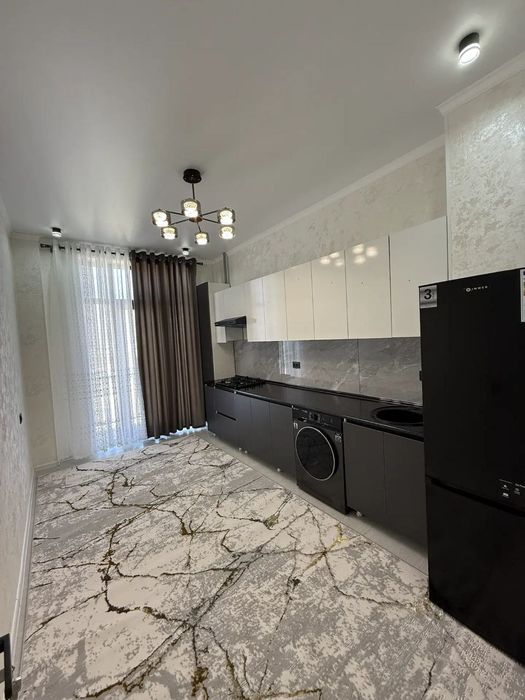 3 xonalik uy sotiladi