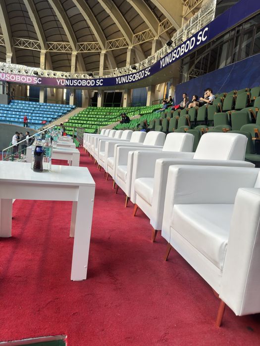 Лед экран сахна ижарага берилади тадбирлар ва той хашамлар учун