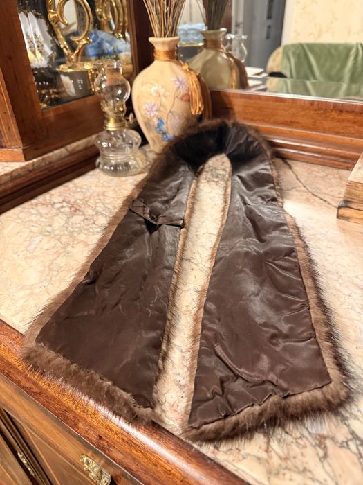 Guler blana de vizon maro inchis