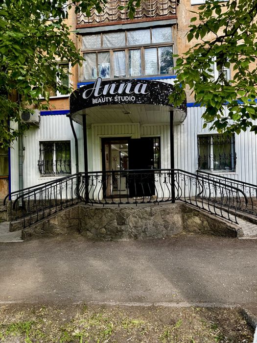 Стол для мастера маникюра сдаю