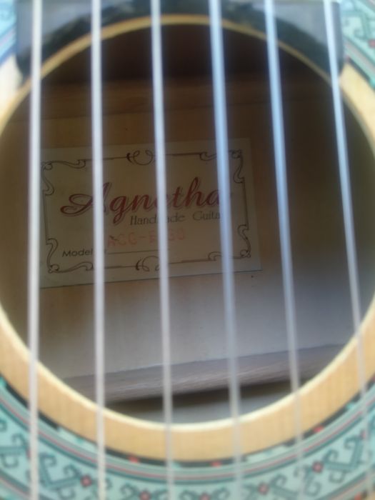 Продаётся гитара за 30К