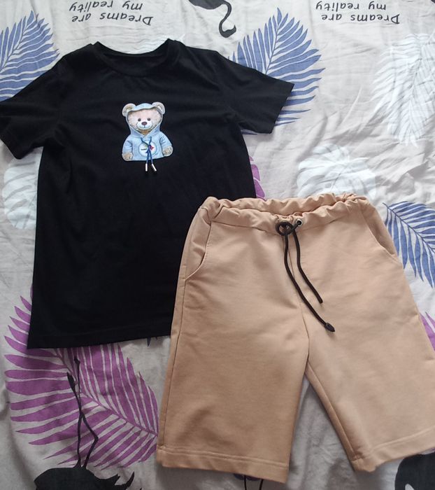 Продам  одежду разную