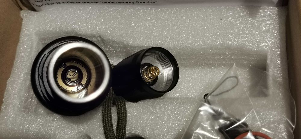 Lanterna Haikelite HT08 XPL Zoom 5000k 850 lumeni (de colectie, noua )