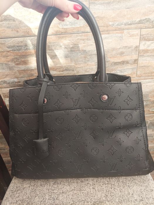 Намалена Дамска чанта Louis Vuitton черна