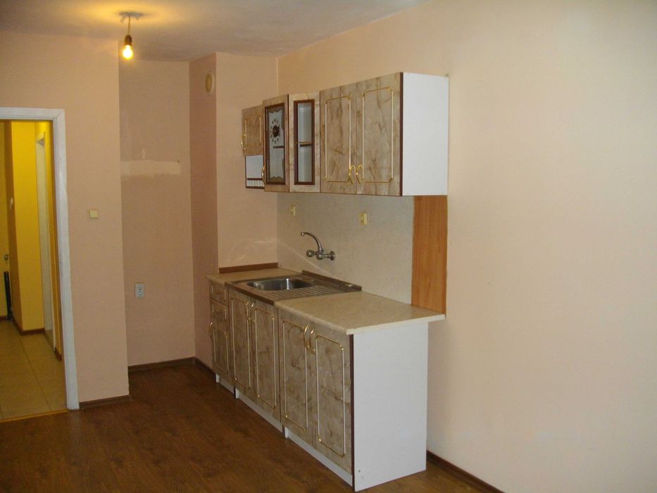 Дава се под наем Двустаен апартамент в Плевен, Идеален център - 60 кв.м за 229.5 € - Снимка #8