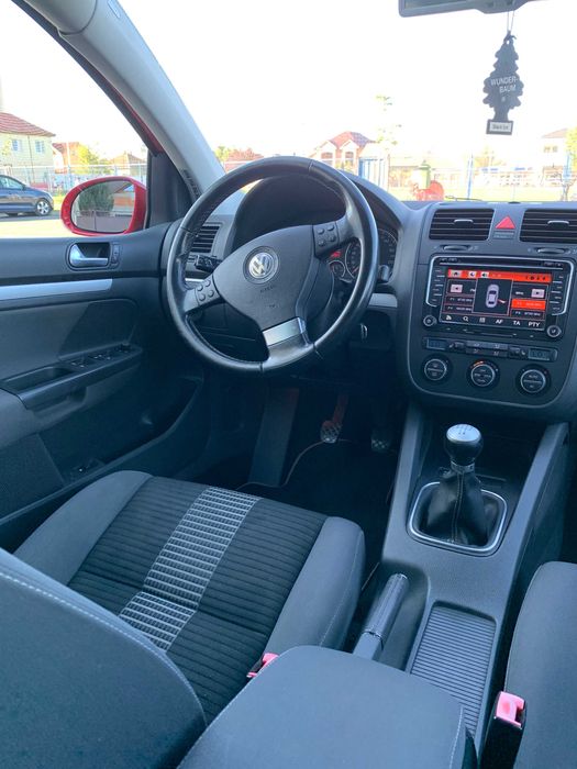 Culoare Deosebita VW Golf 5 1.6 MPI 2008/05 United Optionat Full Poze