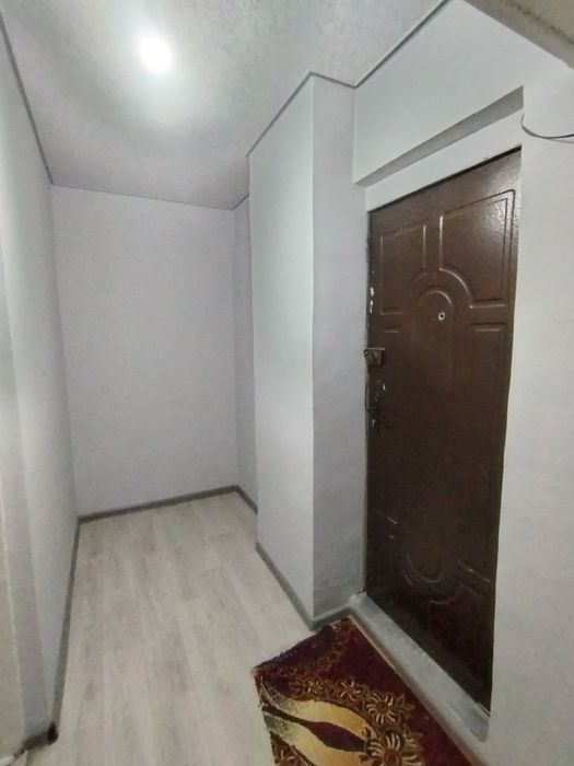 Чирчик ш. 4 м/н Нептун 1х/4/4 янги ремонт пустой