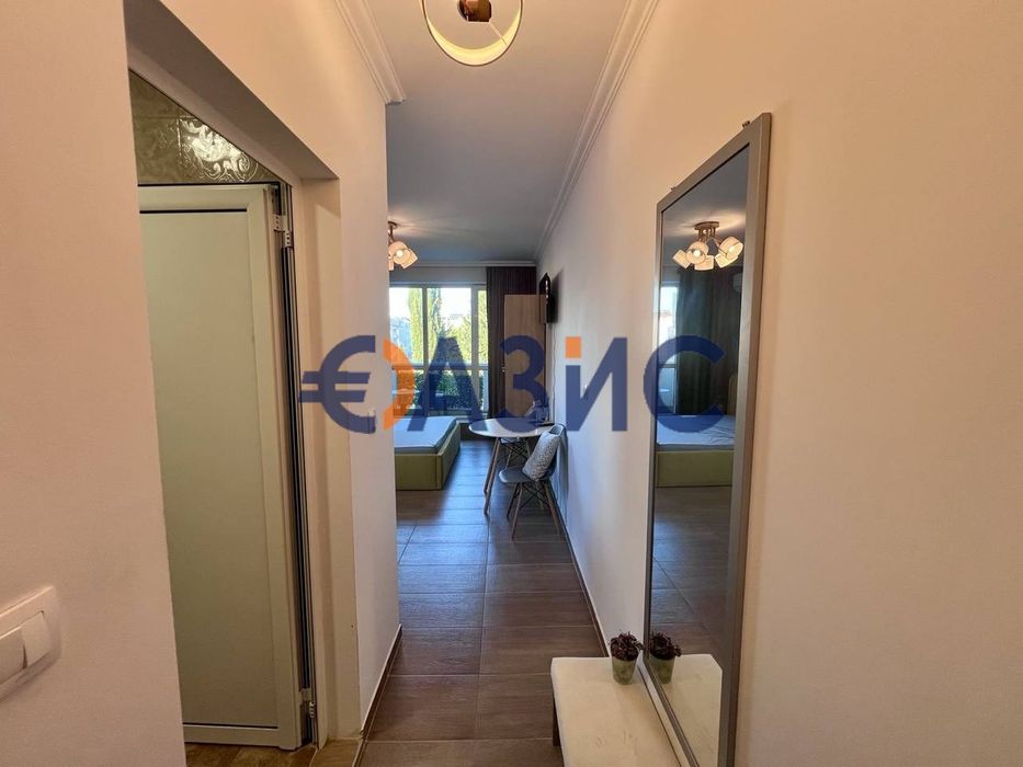 Продава се Едностаен апартамент в к.к. Слънчев бряг - 33 кв.м за 920 €/кв.м - Снимка #3