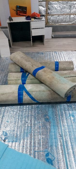 Rulon rezina. uzunligi 40 m //eniga 1.40