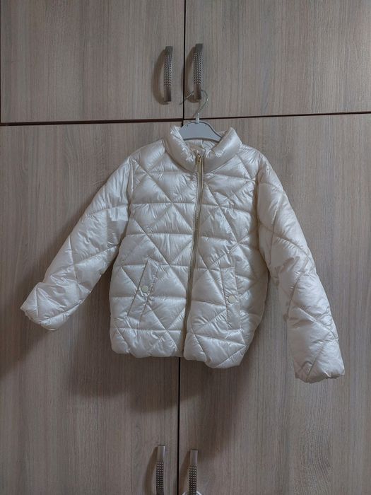 Пролетно яке ZARA размер 116см.