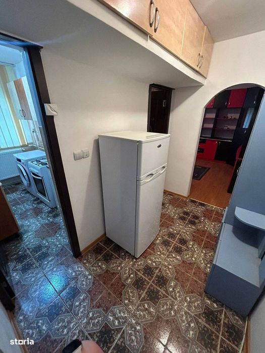 De vanzare apartament cu 2 camere, etajul 1,zona linistita.Pret 48500e