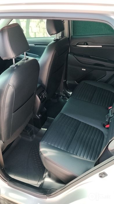 Kia sonet 3 позиция