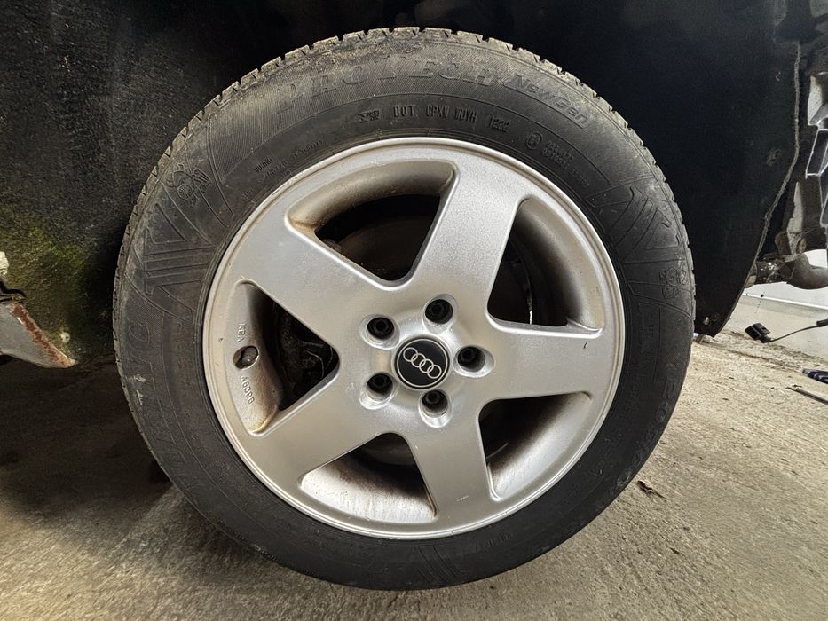 Jante aliaj cu anvelope vara 205/60r16 DOT 2022