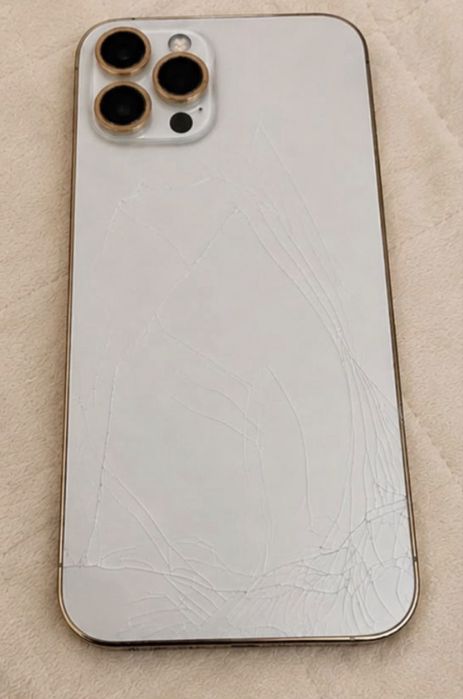 Vând iPhone 12 Pro – 128 GB