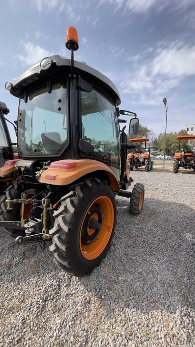 Mини трактор LD 504 с кабиной