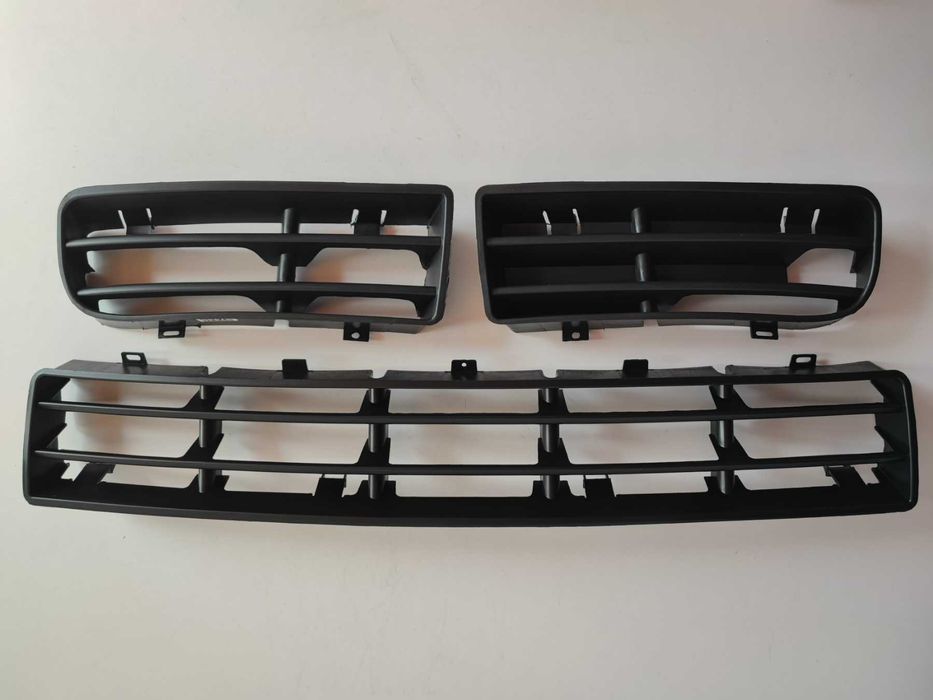 Решетка в броня VW голф 4 Решетки долни долна Golf 4