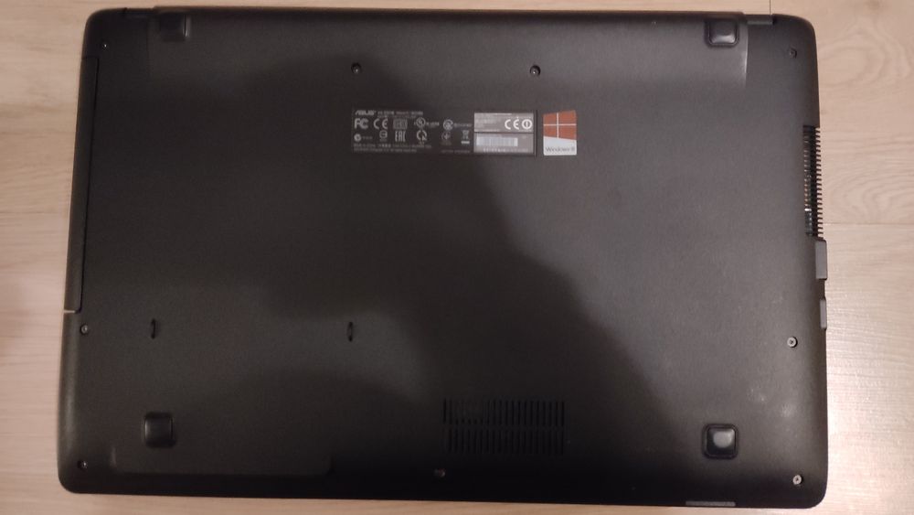 Лаптоп Asus X551m на части