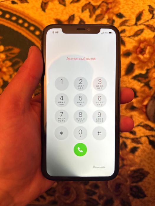 Айфон 11 128гб  фейс нету