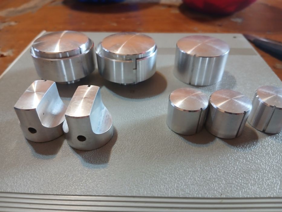 Set butoane magnetofon rostov 105