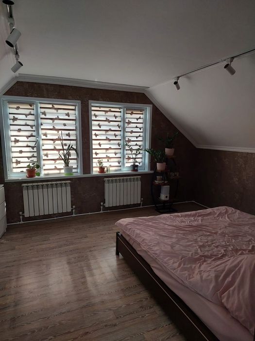 Продам дом с участком 6 соток.