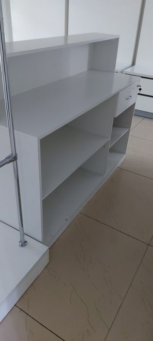 Продам торговое оборудование